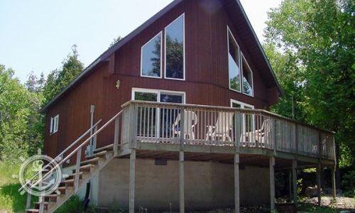 Simple and cozy, this three-bedroom cottage is just right for an overnight stay or a weekend getaway. It is only a short stroll from the waterfront Sunset Deck or into downtown Tobermory.